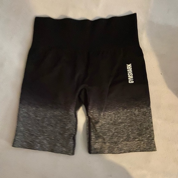 Gymshark Ombré Shorts - Picture 1 of 1